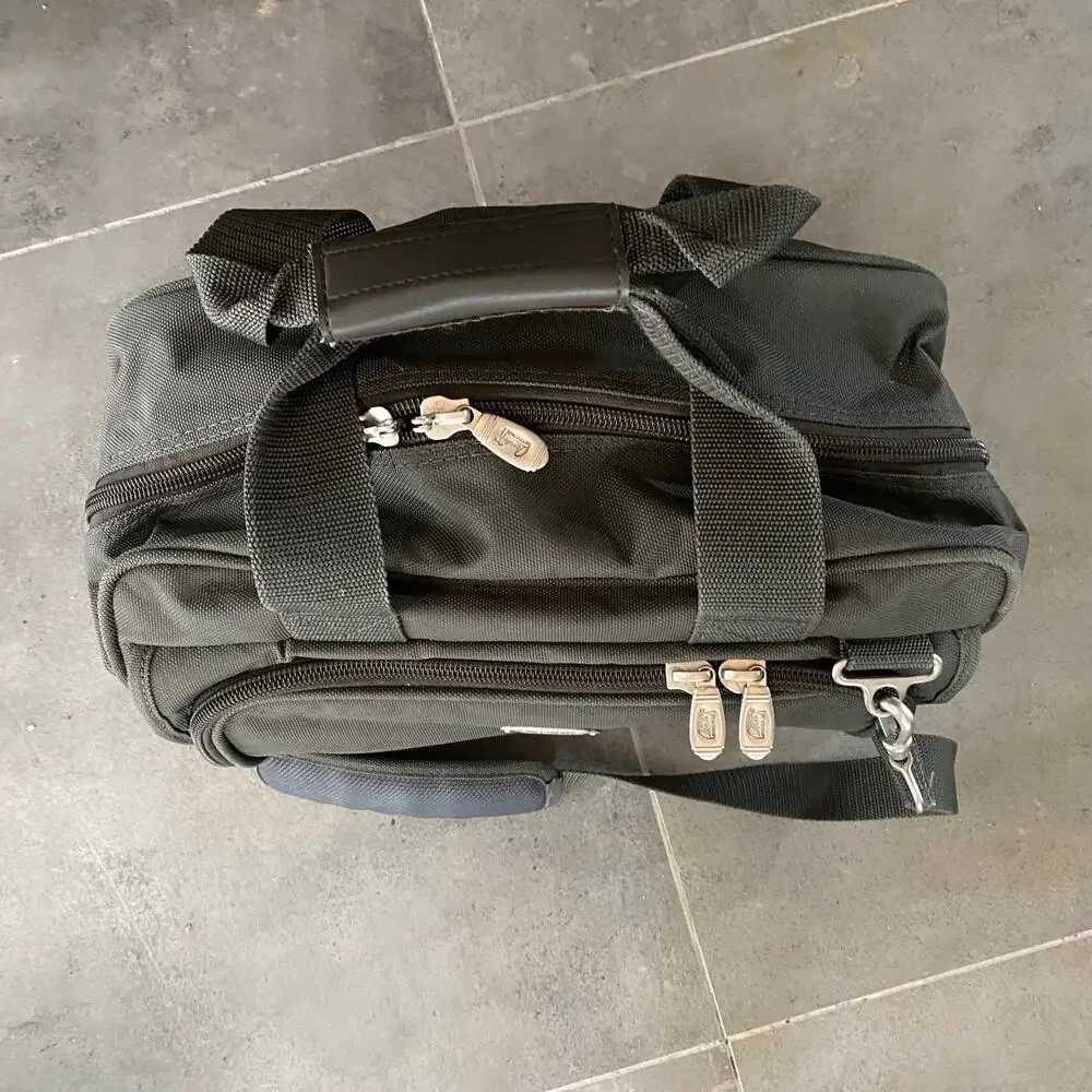 Ricardo Beverly Hills Omega Plus Carry‎ On Back Luggage w Shoulder Strap Clean!